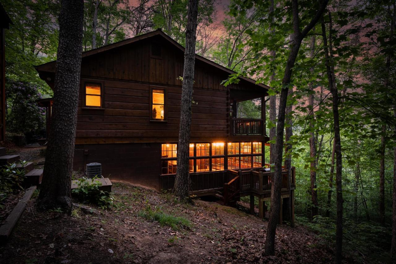 Secluded Sunrise Ridge-10 Min From Blue Ridge, King Beds, Hot Tub, 2 Porches, Fireplace Wood Burning, Mountain View, Cozy 외부 사진